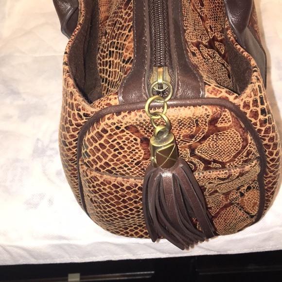 EUC- Bueno snake print bag! - Picture 3 of 4